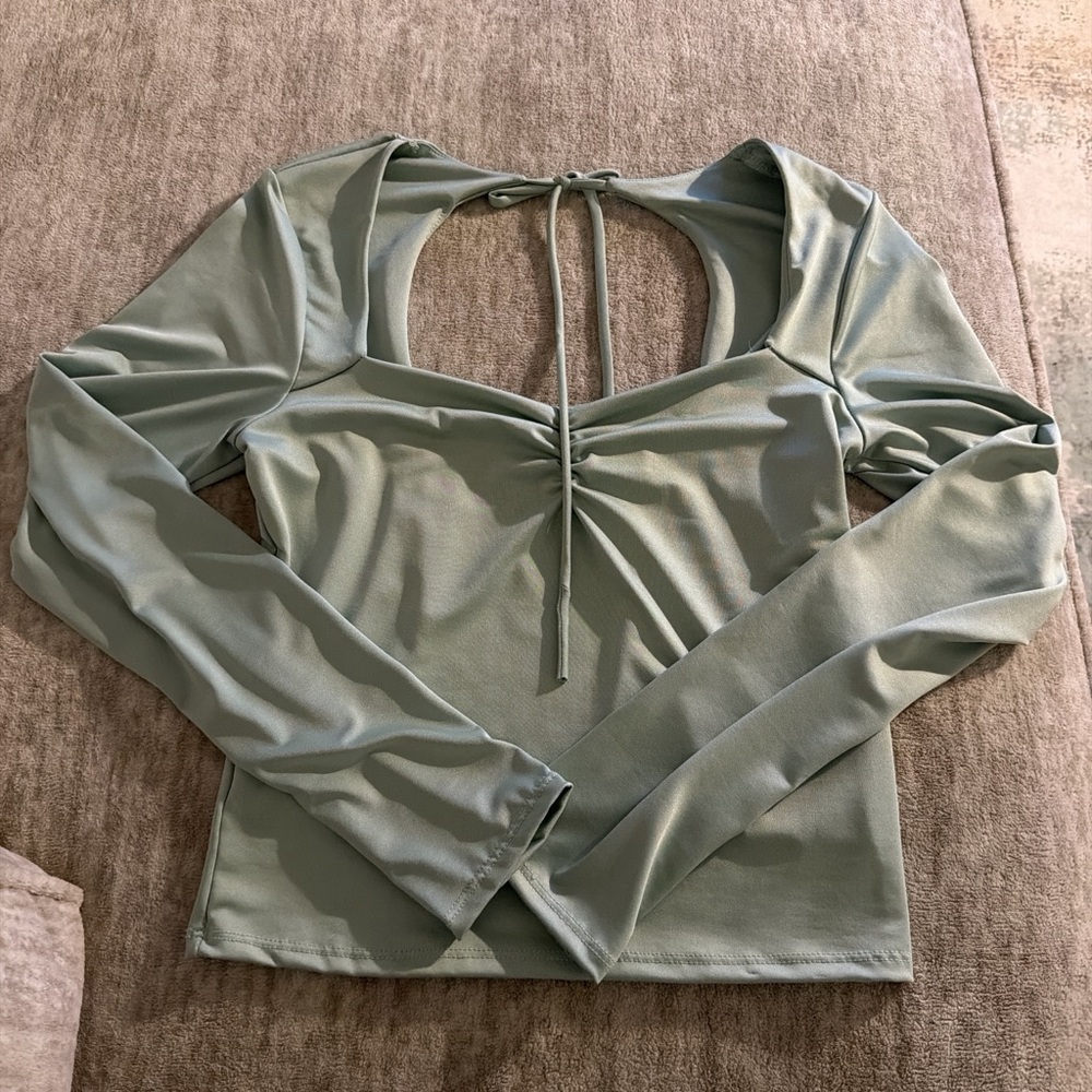 T.J.Maxx Long Sleeve Top in Soft Green